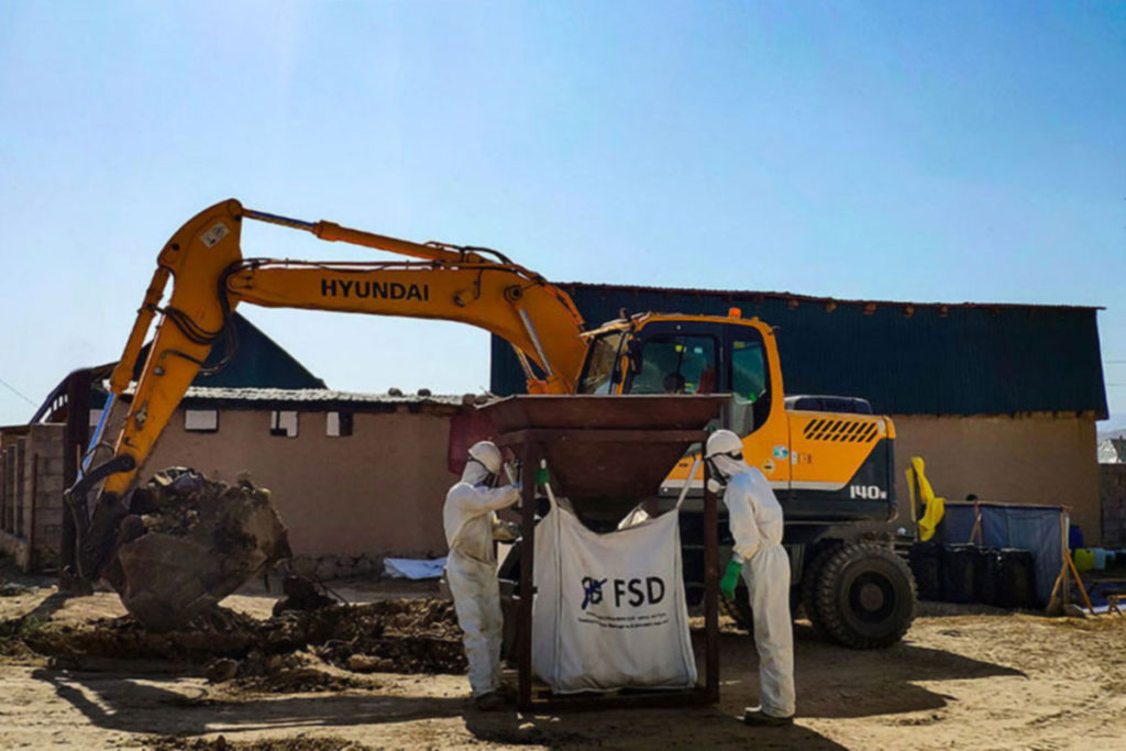 Bags-of-soil-contaminated-with-toxic-pesticides-ready-to-be-transferred-to-the-national-centre-in-Vahksh-(Tajikistan,-2018)