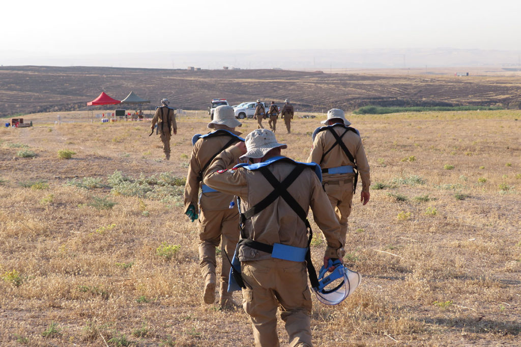 Our-iraqi-deminers-back-from-a-day-on-the-minefields-(2019)